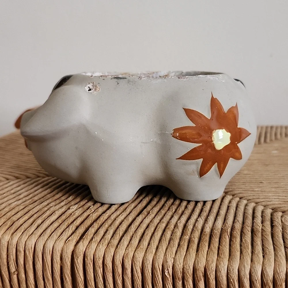 N/A charming ceramic